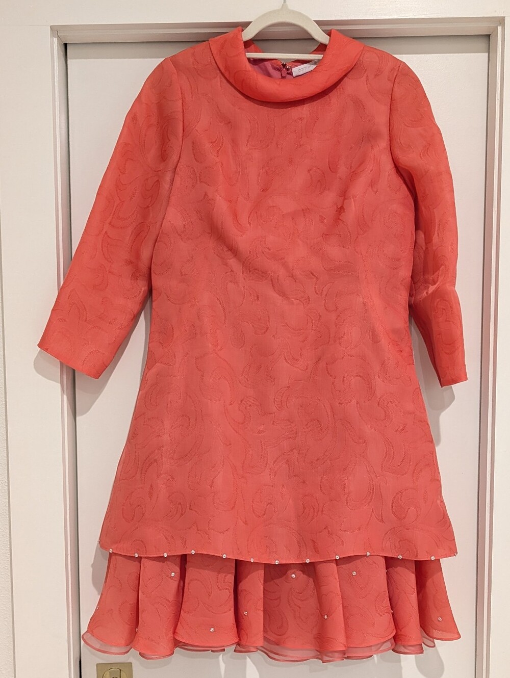 Carol Peretz 100% Silk Coral Textured Long-Sleeve Layered Ruffled Hem Dress